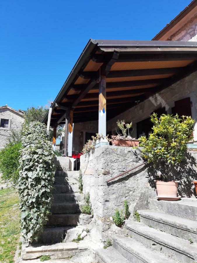Casa Gaia Hotell Hum Exteriör bild